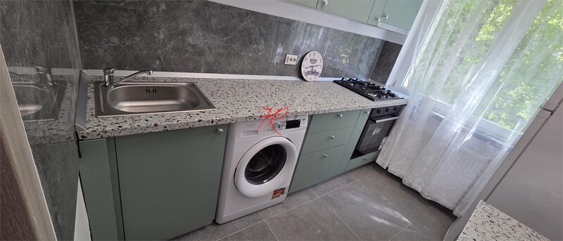 Teiul Doamnei, inchiriere apartament 2 camere.